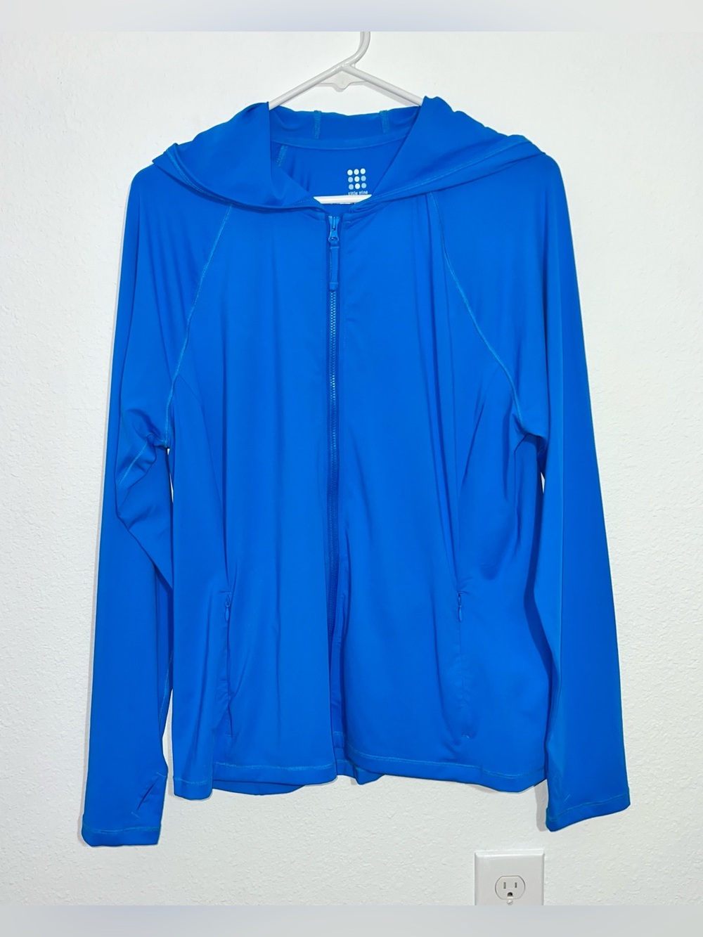 Title Nine Sunbuster Full Zip Hoodie Blue UPF Stretch XL Thumbholes